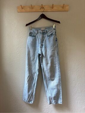 Everlane Organic Cotton Rigid Way High Straight Leg Jeans in Light Wash